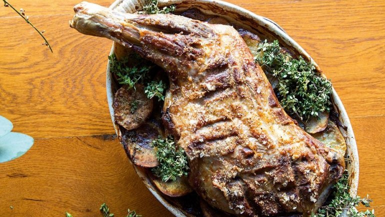 Ovenschotel boulangère met lamsvlees