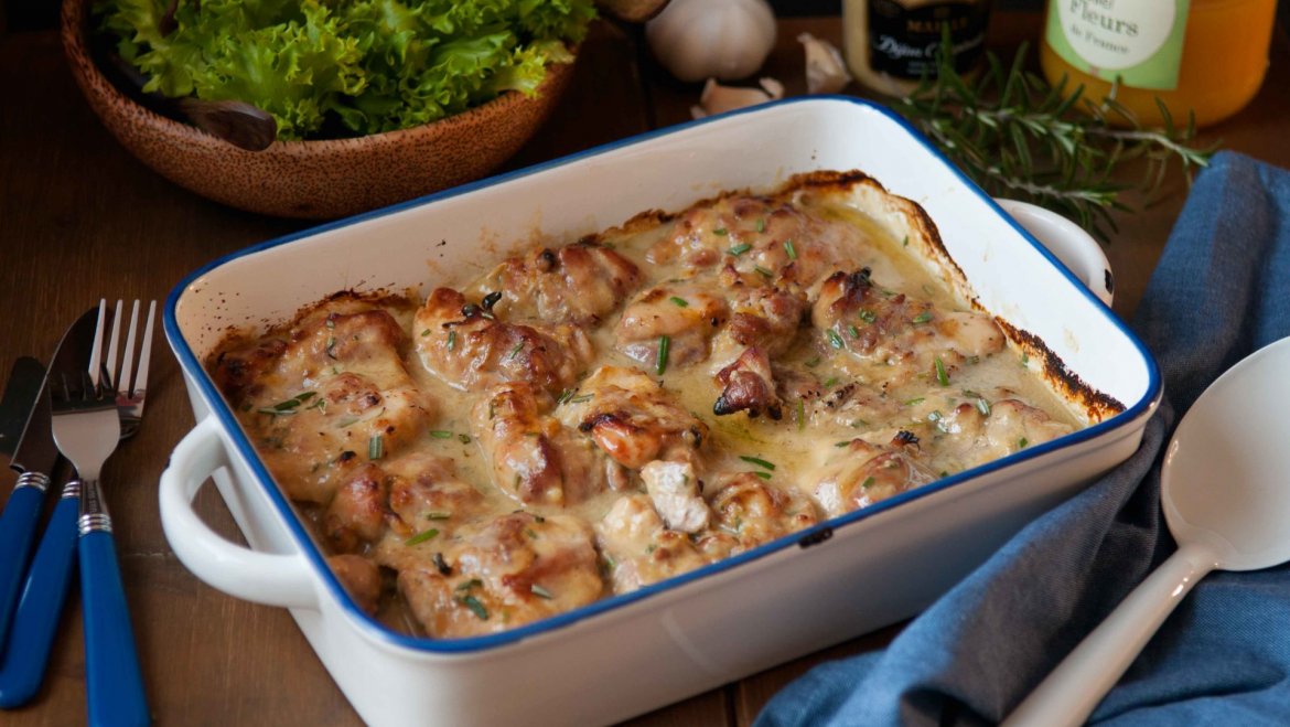 Kip met honing en mosterdsaus